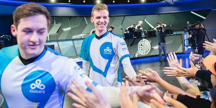 Liquid - Cloud9. Прогноз на League Of Legends (09.09.2018) Liquid - Cloud9. Прогноз на League Of Legends (09.09.2018)
